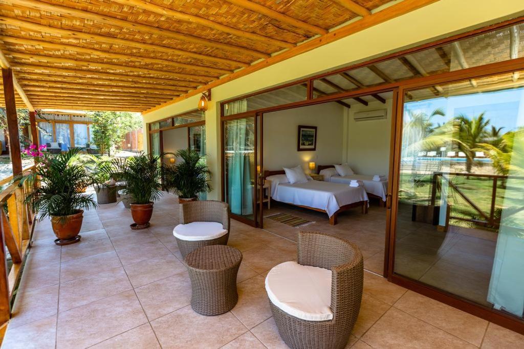 Hotel Punta Camaron Bungalows & Suites Zorritos Ngoại thất bức ảnh